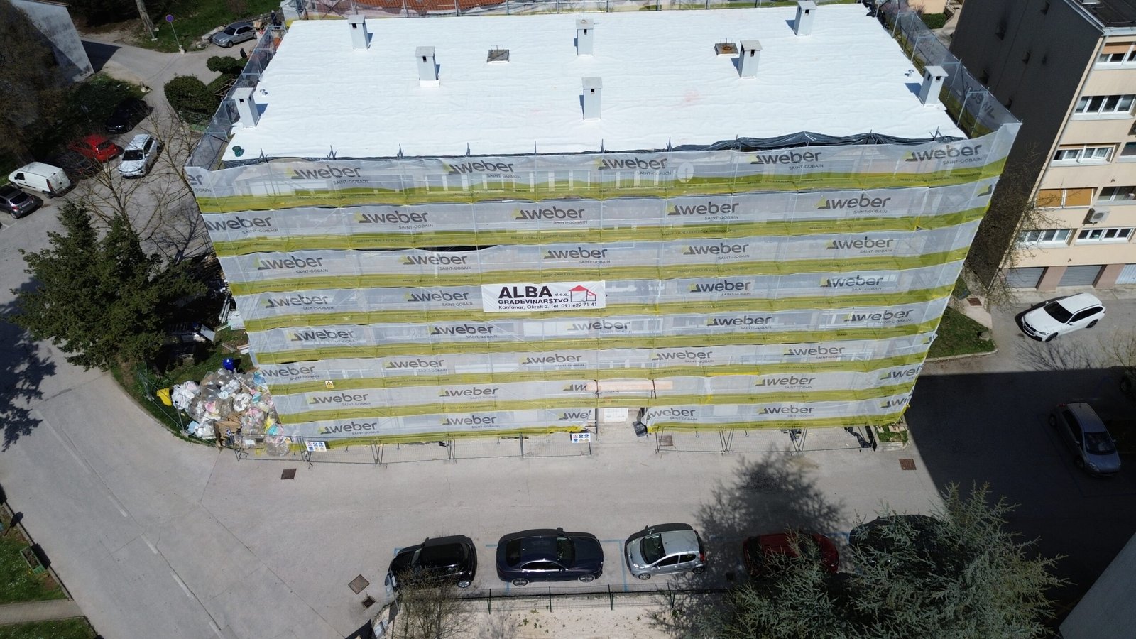 Stambena zgrada u Pazinu tijekom obnove – pogled 2