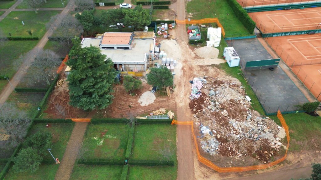 Prije i tijekom obnove – sanitarni čvor 2, Camping Park Umag, pogled 9